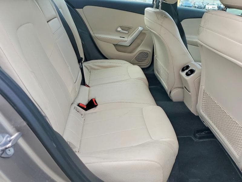 2020 MERCEDES-BENZ A 220 4MATIC 220 4MATIC 11