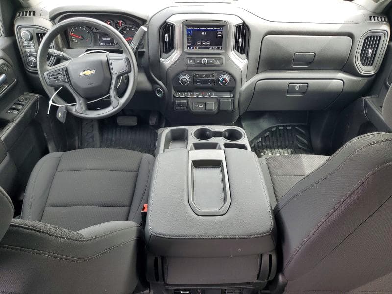 2025 CHEVROLET SILVERADO K1500 8