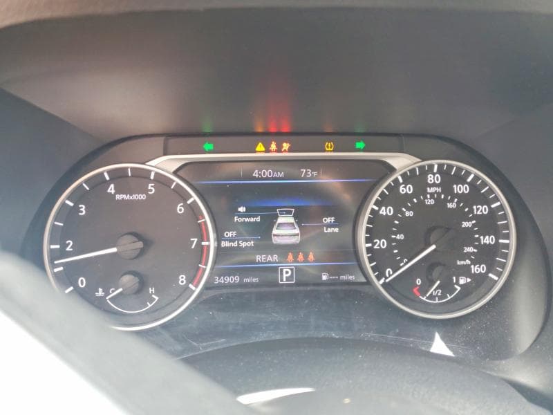 2024 NISSAN SENTRA SV SV 9