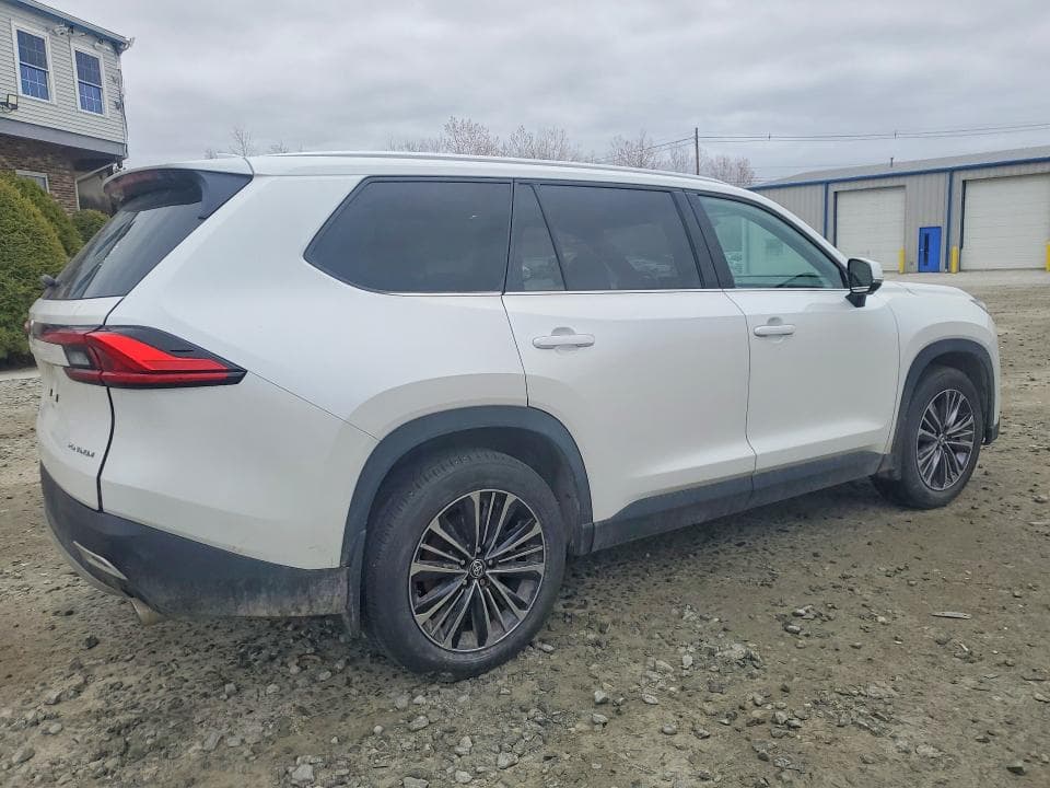 2024 TOYOTA GRAND HIGHLANDER HYBRID MAX PLATINUM MAX PLATINUM 3