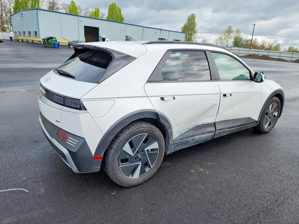 2025 HYUNDAI IONIQ 5 SEL 3