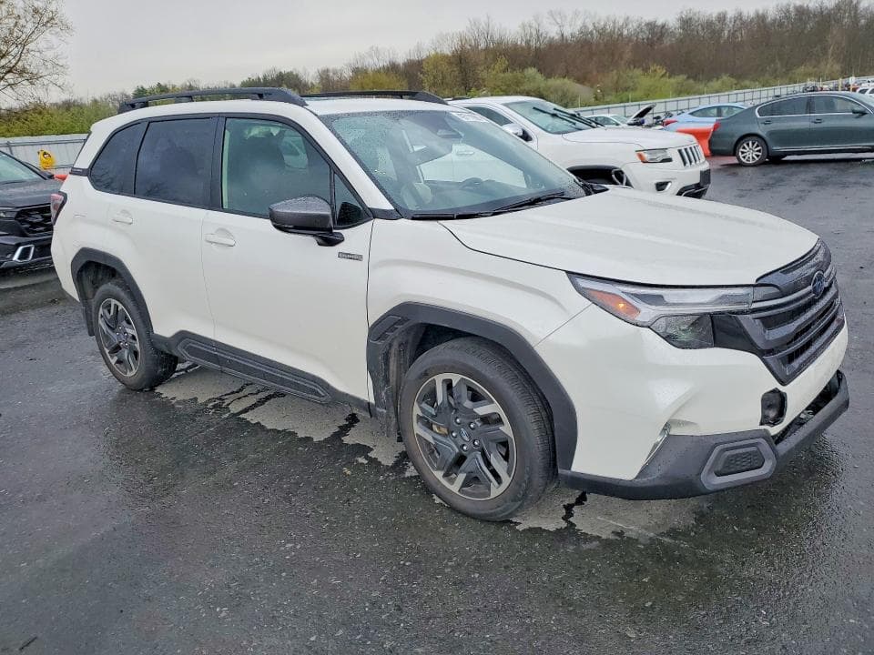 2025 SUBARU FORESTER LIMITED 4
