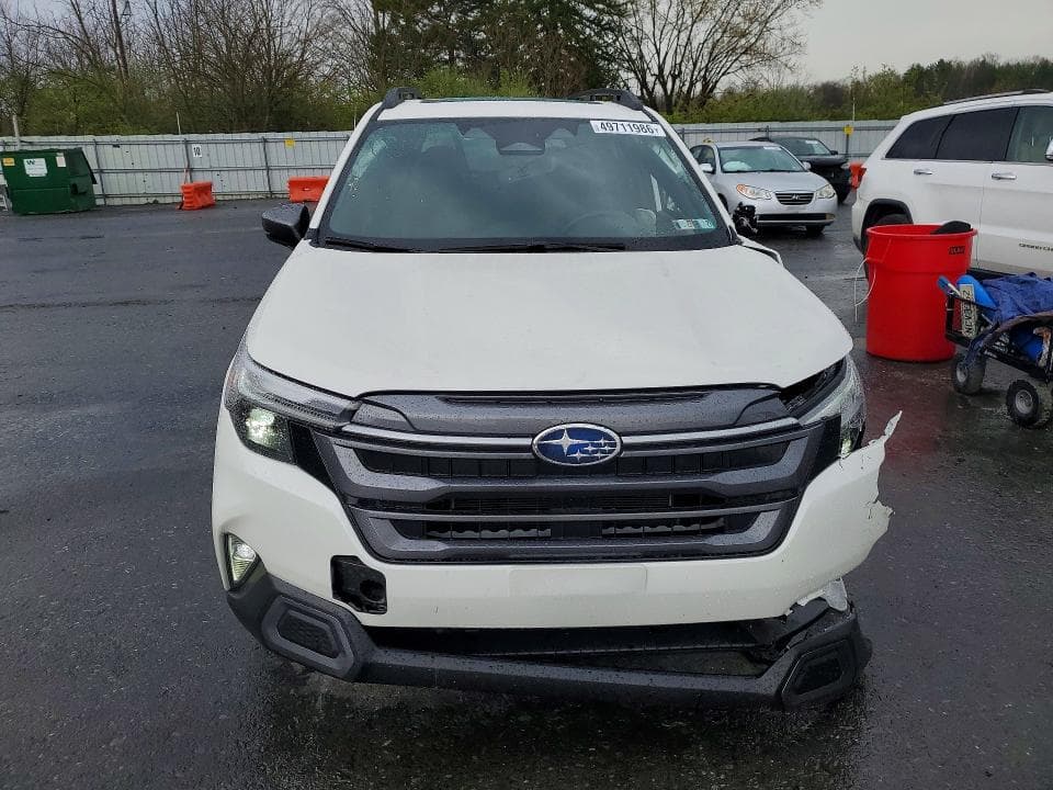 2025 SUBARU FORESTER LIMITED 5