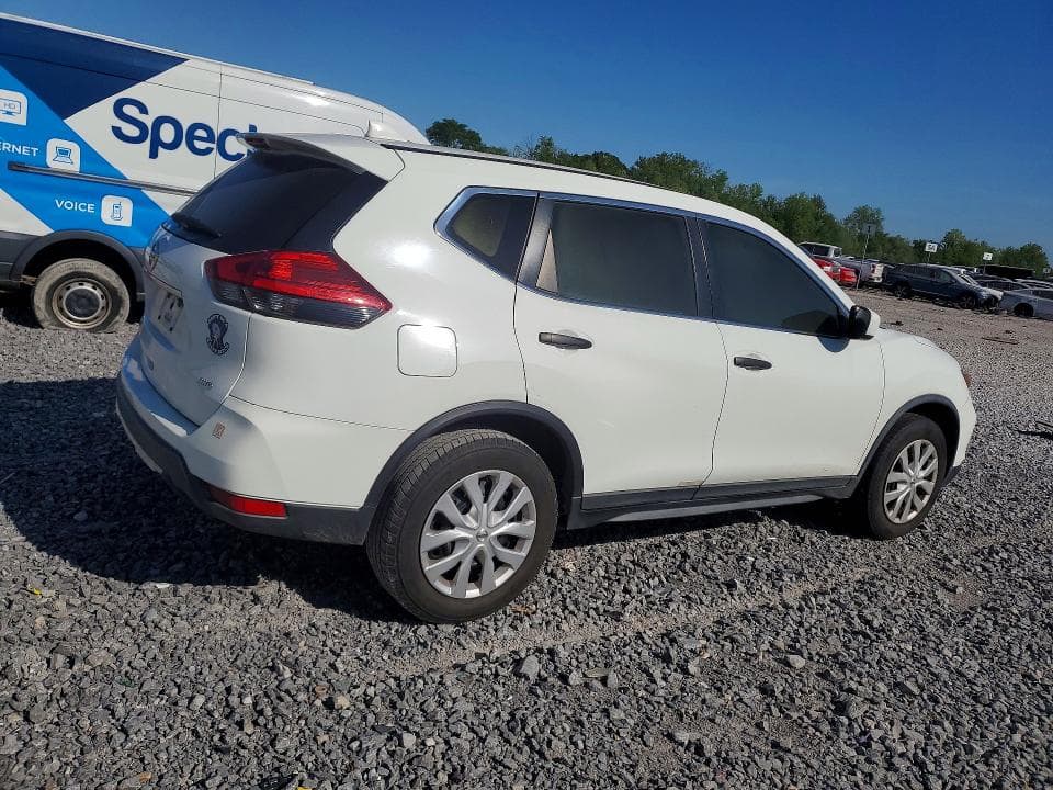 2017 NISSAN ROGUE S S 3