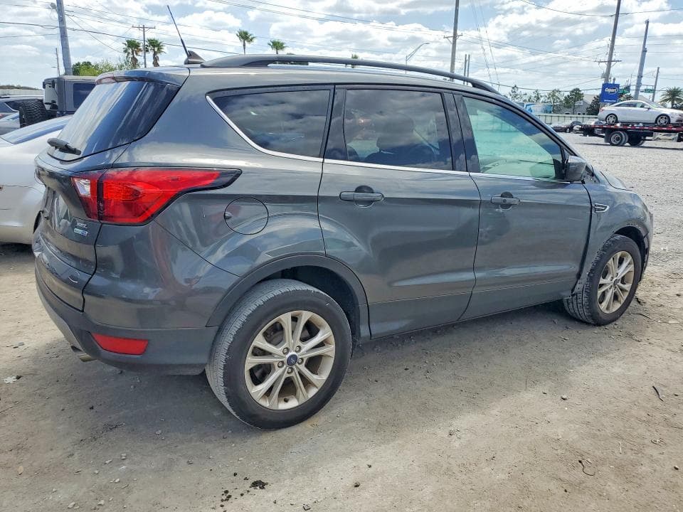 2019 FORD ESCAPE SEL 3