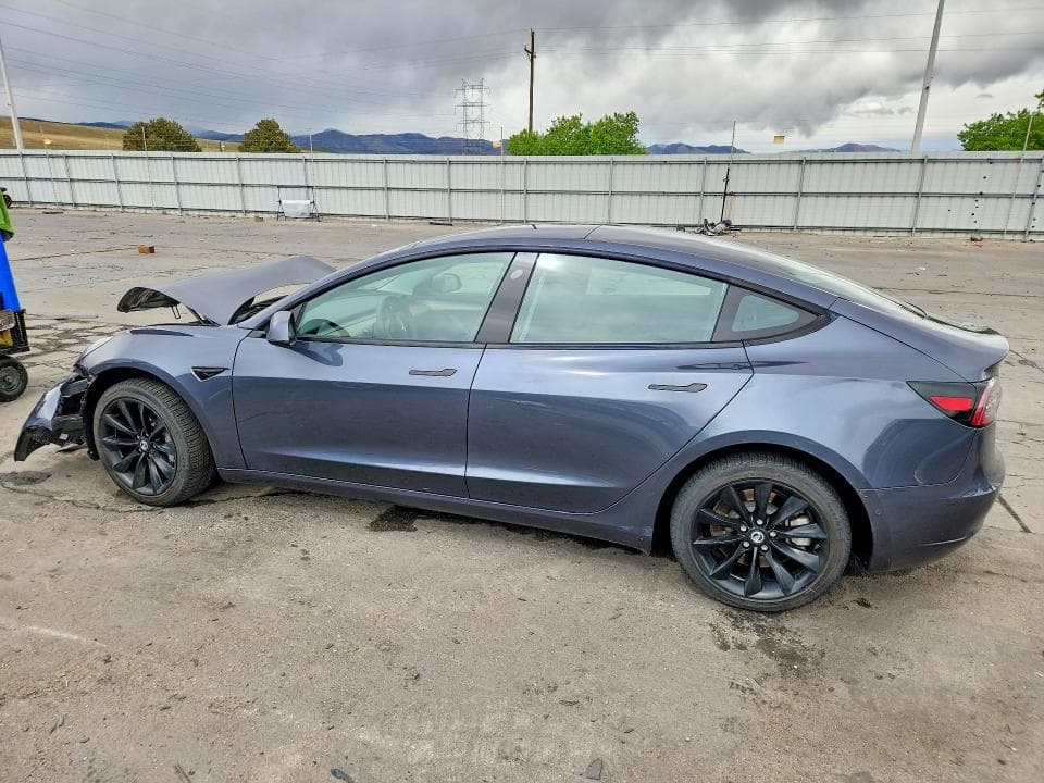 2022 TESLA MODEL 3 2