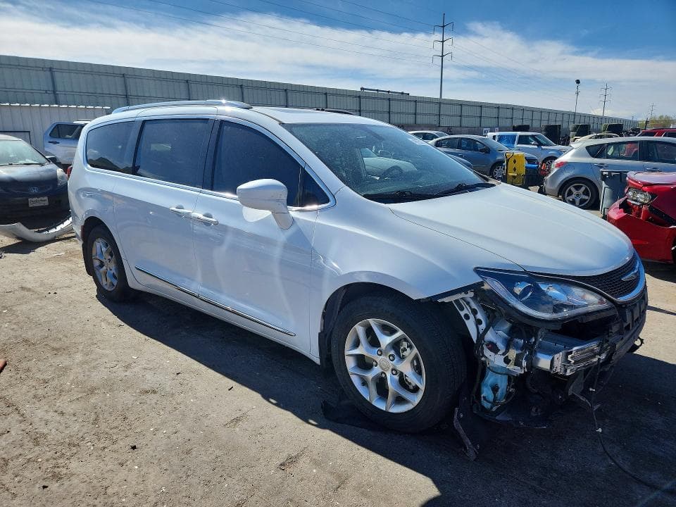 2018 CHRYSLER PACIFICA TOURING L PLUS TOURING L PLUS 4