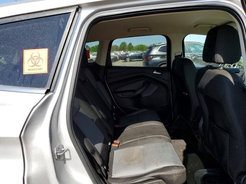 2017 FORD ESCAPE SE 11