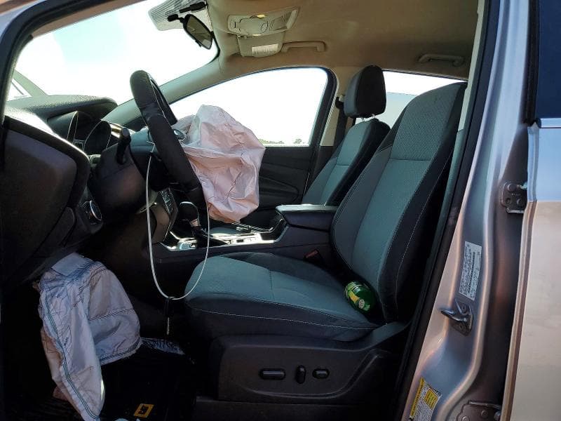 2017 FORD ESCAPE SE 7