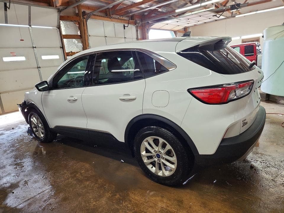 2022 FORD ESCAPE SE 2