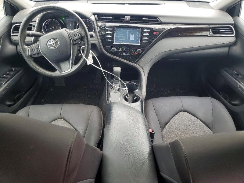 2019 TOYOTA CAMRY LE 8