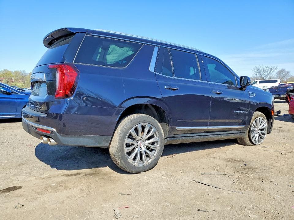 2021 GMC YUKON DENALI 3