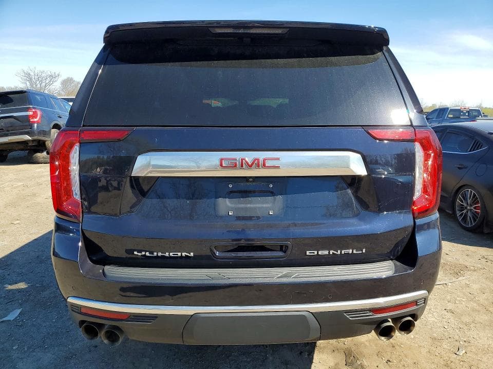 2021 GMC YUKON DENALI 6