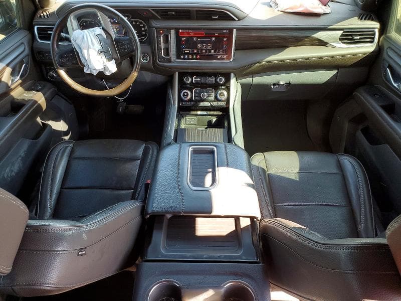 2021 GMC YUKON DENALI 8