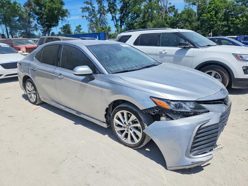 2023 TOYOTA CAMRY LE 4