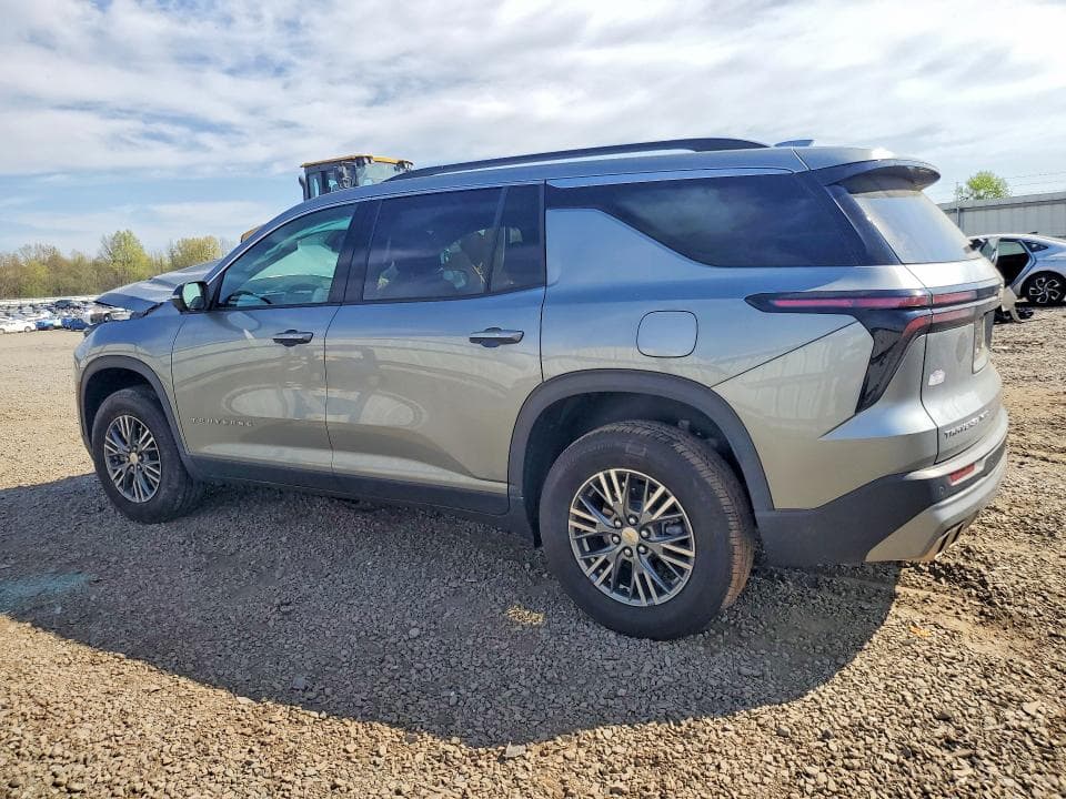 2025 CHEVROLET TRAVERSE LT LT 2