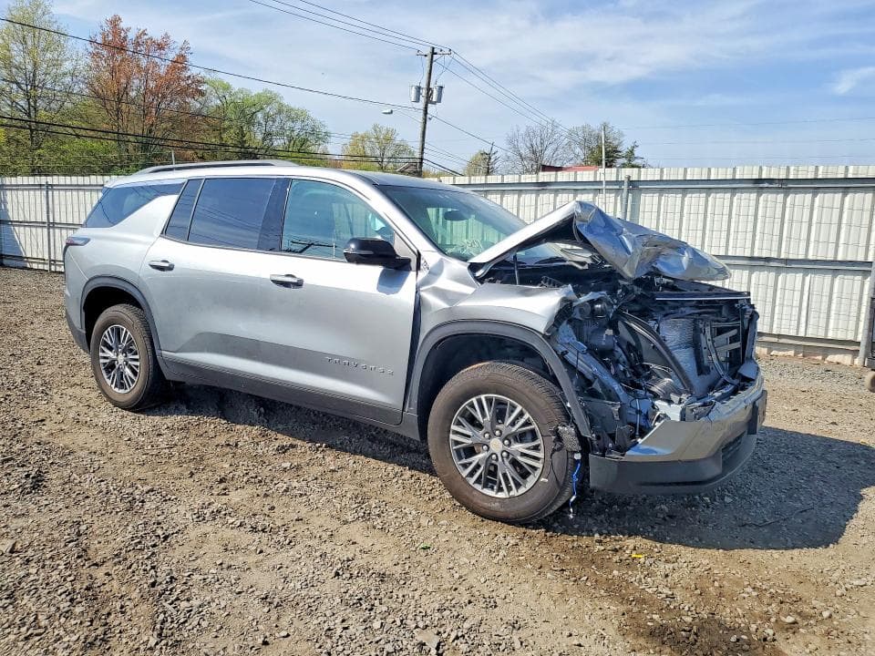 2025 CHEVROLET TRAVERSE LT LT 4