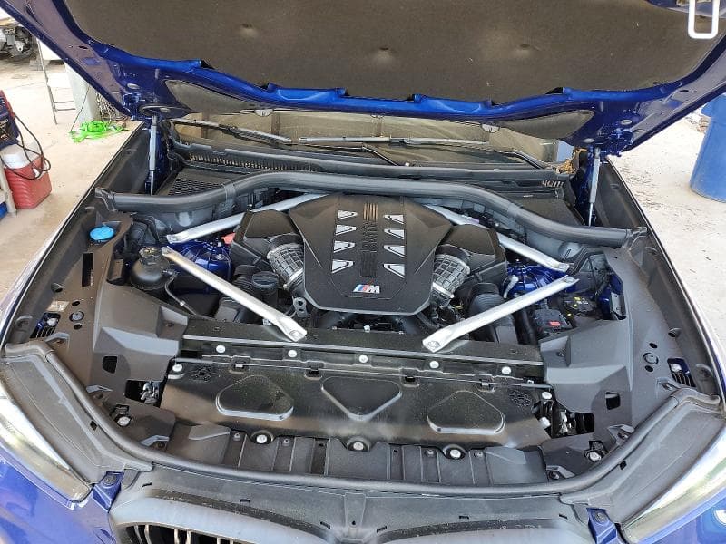 2025 BMW X5 M60I 11