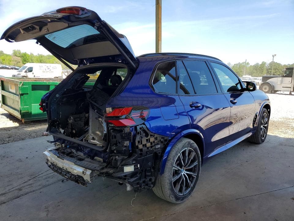 2025 BMW X5 M60I 3