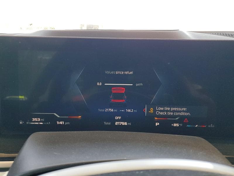 2025 BMW X5 M60I 9