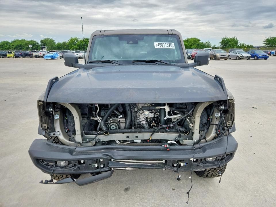 2025 FORD BRONCO OUTER BANKS 5