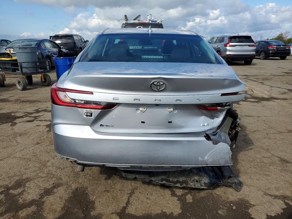 2025 TOYOTA CAMRY LE 6