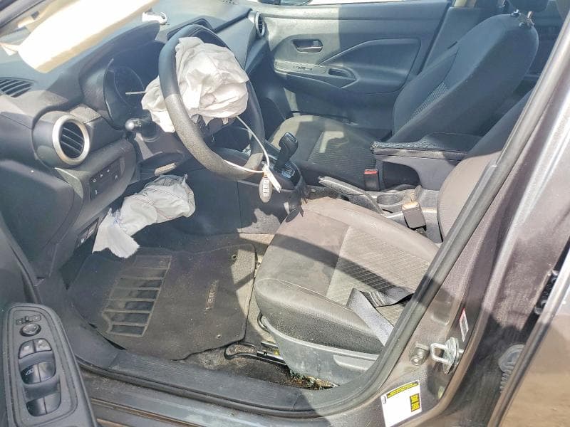 2021 NISSAN VERSA 1.6 BASE 7