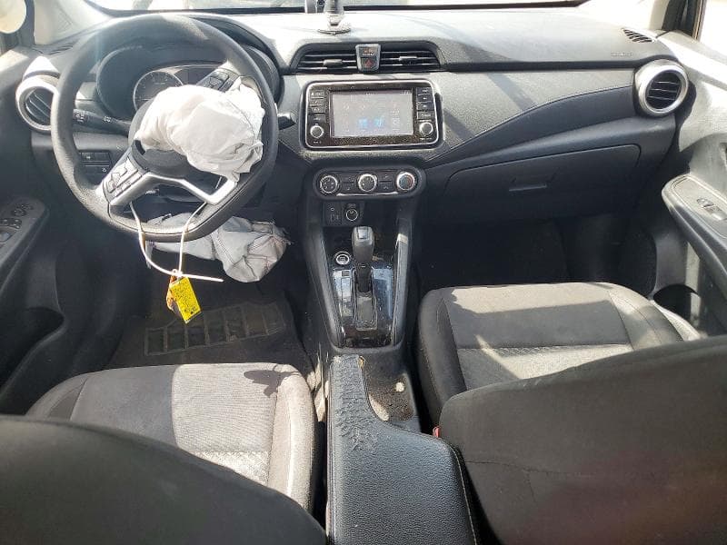 2021 NISSAN VERSA 1.6 BASE 8