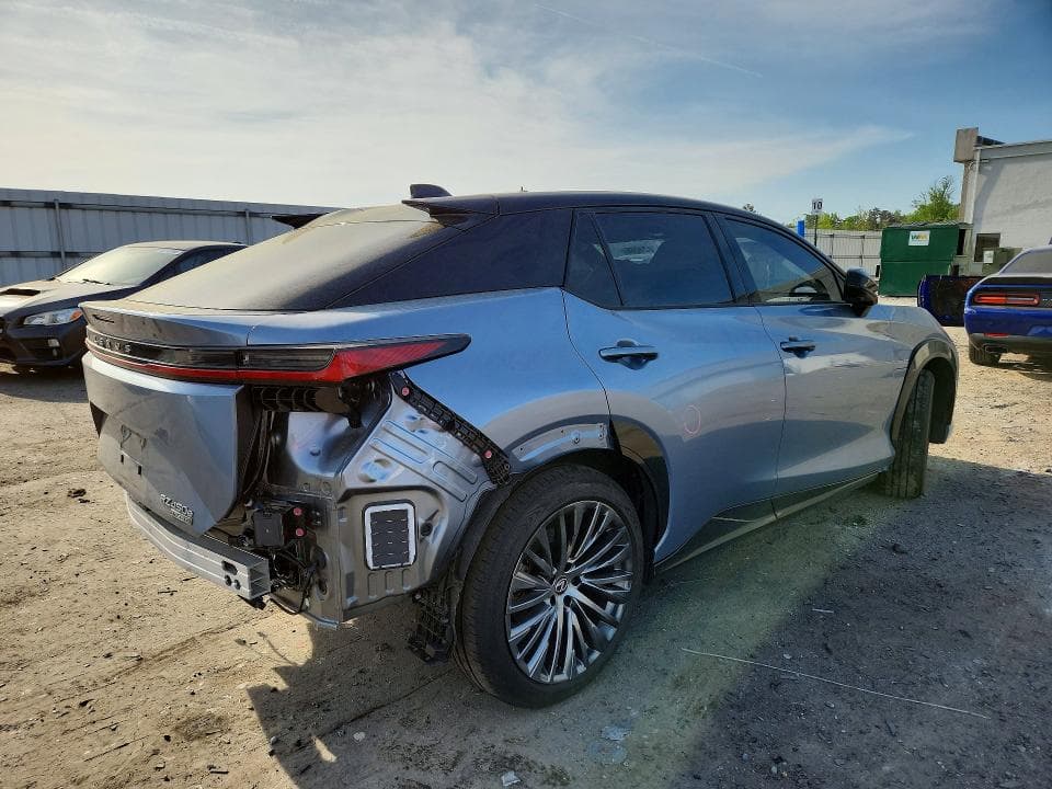 2023 LEXUS RZ 450E 3