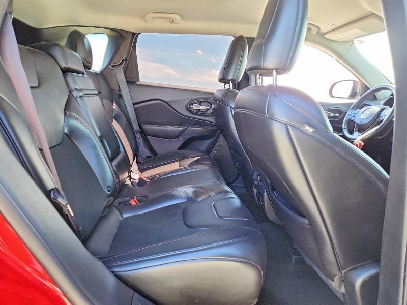 2019 JEEP CHEROKEE TRAILHAWK 11