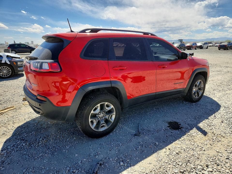 2019 JEEP CHEROKEE TRAILHAWK 3