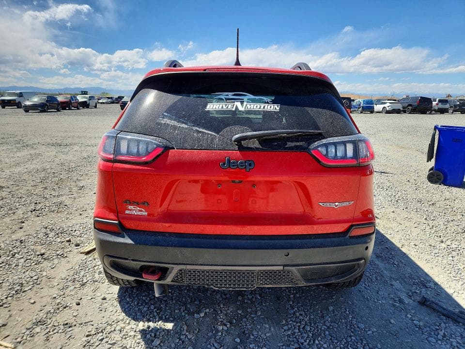 2019 JEEP CHEROKEE TRAILHAWK 6