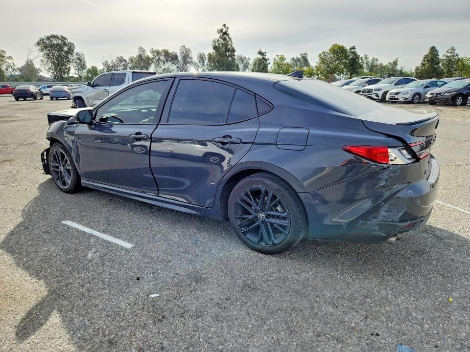 2025 TOYOTA CAMRY SE 2