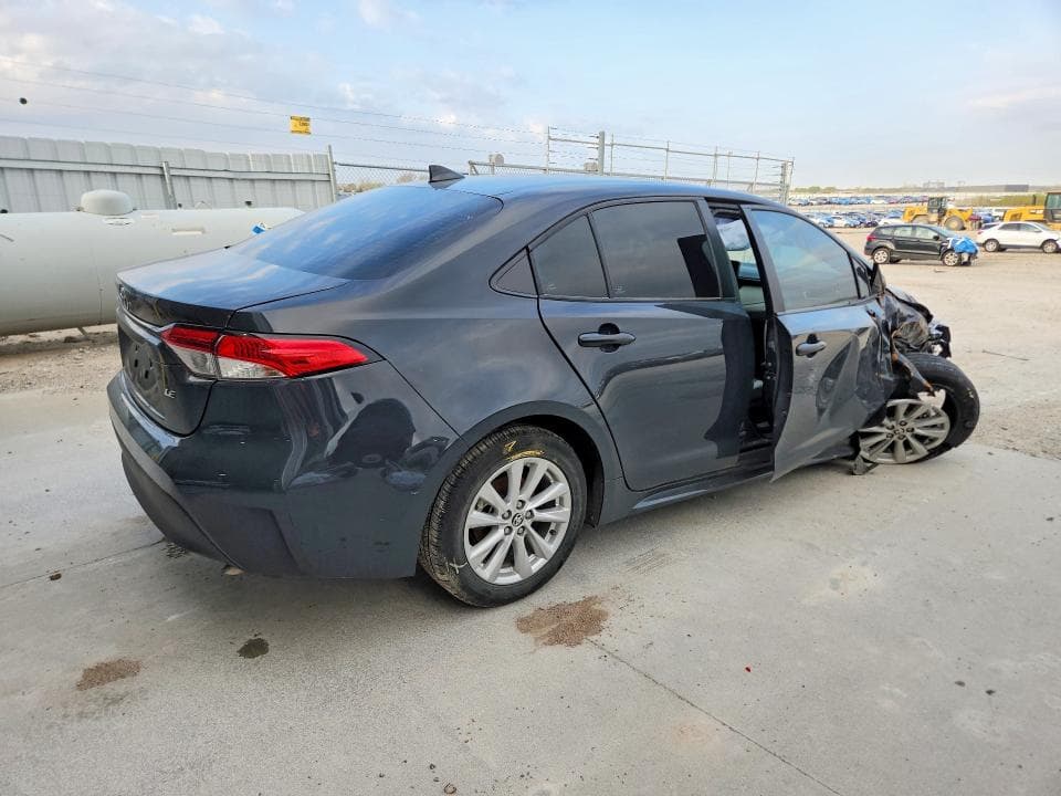 2023 TOYOTA COROLLA LE 3