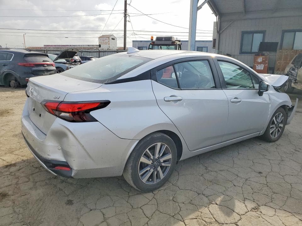 2020 NISSAN VERSA SV SV 3