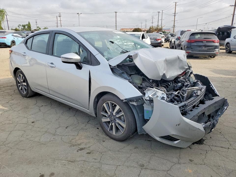 2020 NISSAN VERSA SV SV 4