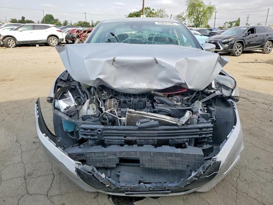2020 NISSAN VERSA SV SV 5