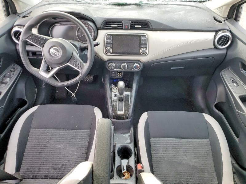 2020 NISSAN VERSA SV SV 8
