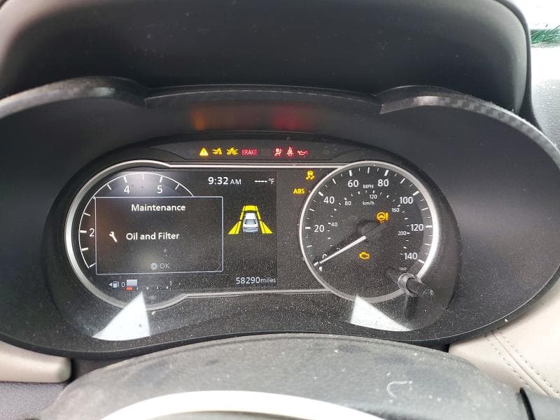 2020 NISSAN VERSA SV SV 9