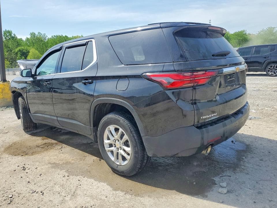 2022 CHEVROLET TRAVERSE LS 2