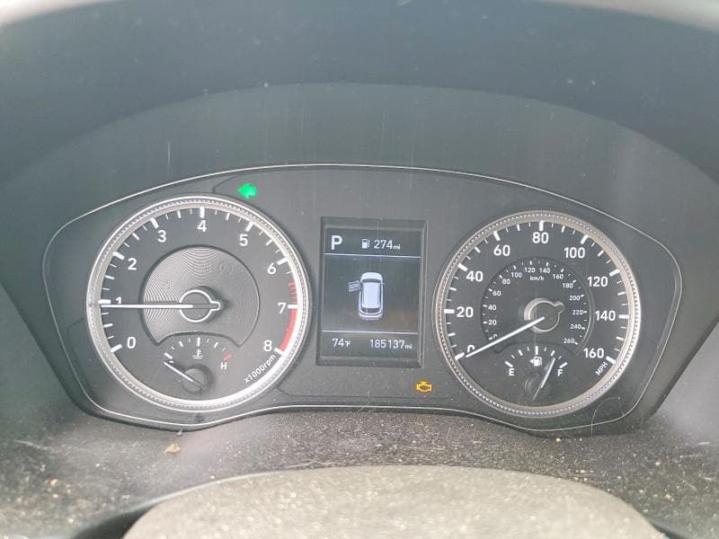 2019 HYUNDAI SANTA FE SE SE 9