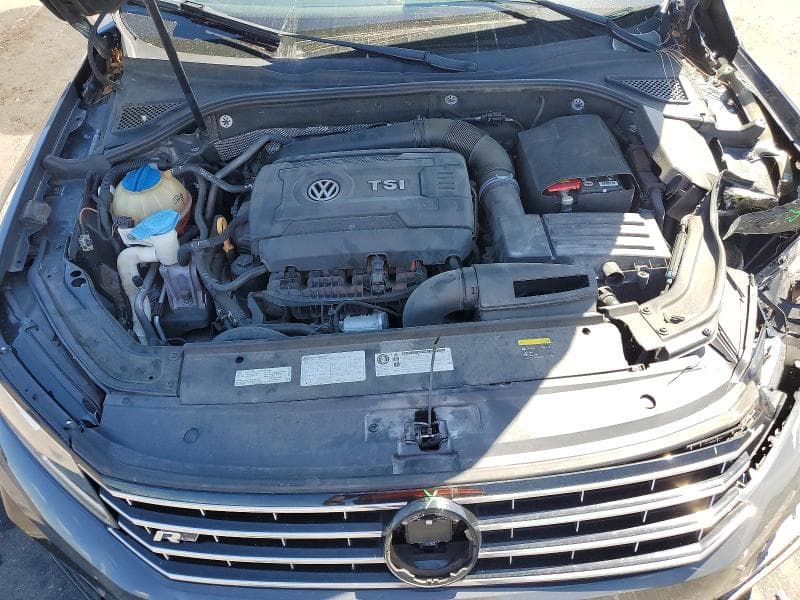 2017 VOLKSWAGEN PASSAT R-LINE 11