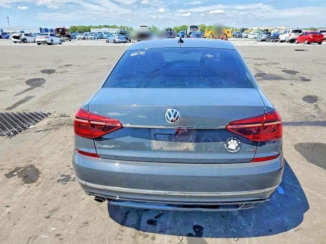 2017 VOLKSWAGEN PASSAT R-LINE 6