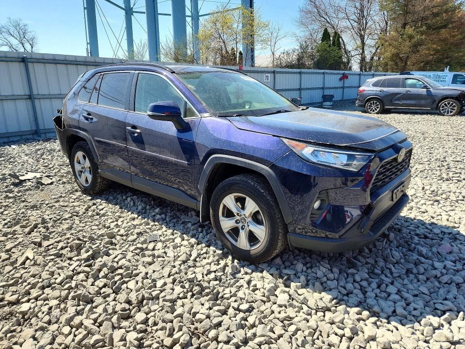 2019 TOYOTA RAV4 XLE XLE 5