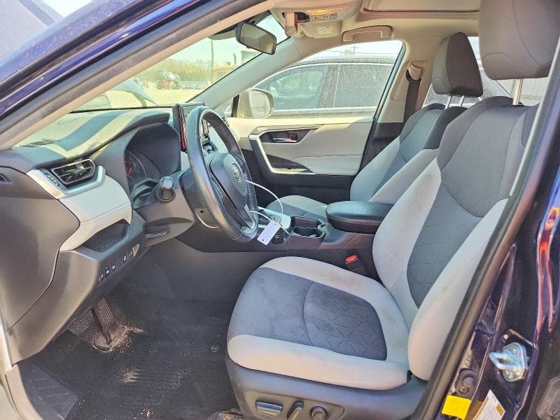 2019 TOYOTA RAV4 XLE XLE 8