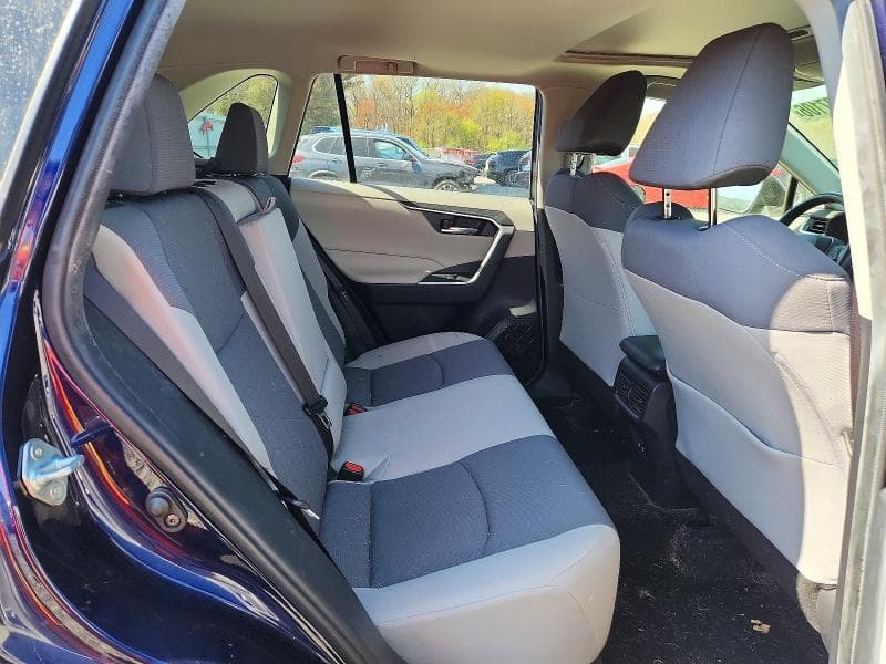 2019 TOYOTA RAV4 XLE XLE 11