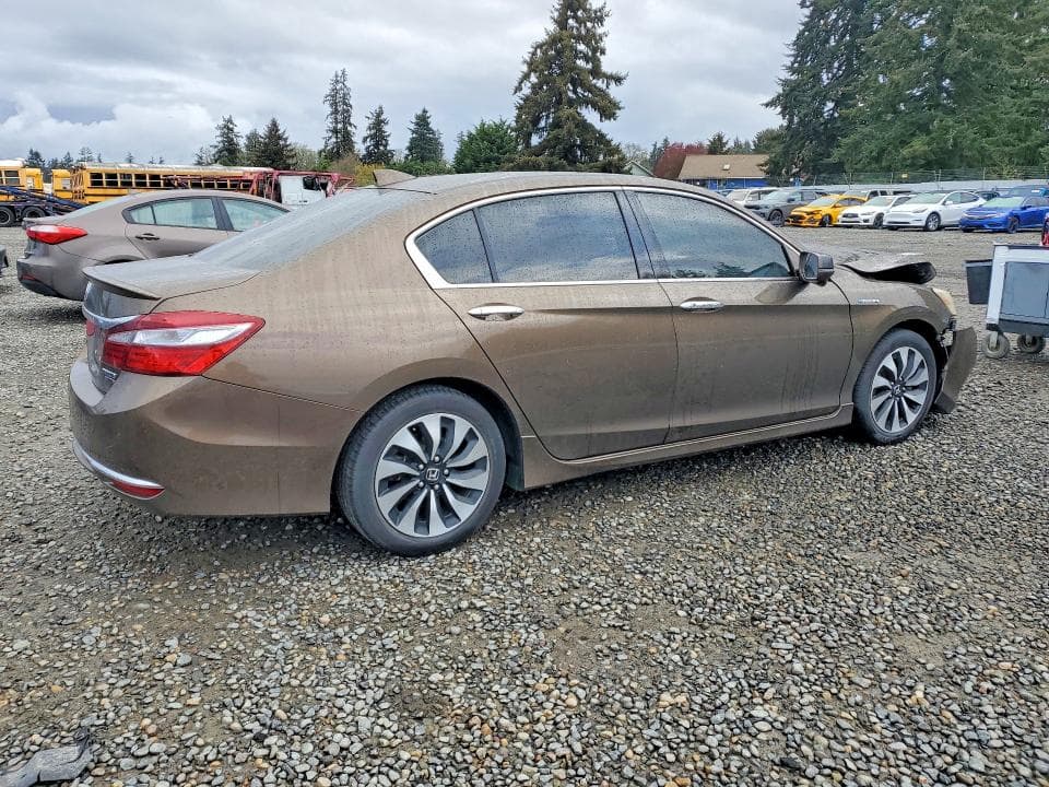 2017 HONDA ACCORD TOURING HYBRID 3