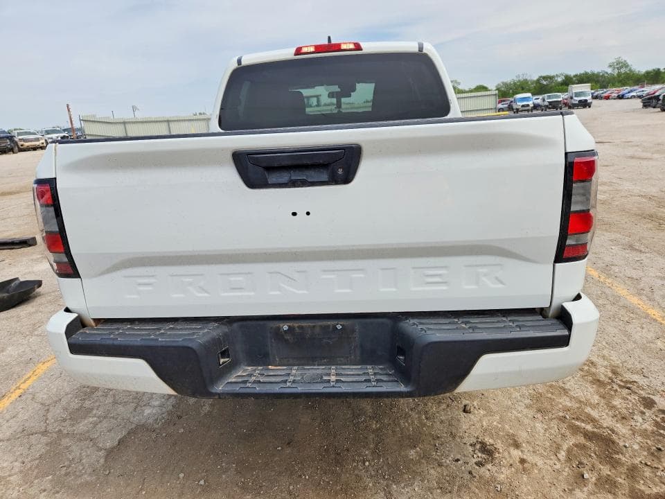 2022 NISSAN FRONTIER SV 6