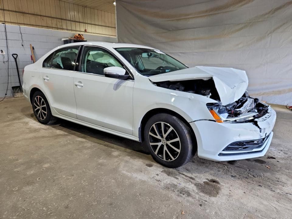 2018 VOLKSWAGEN JETTA SE 4