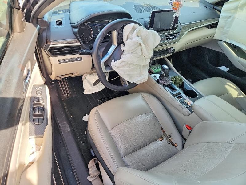 2019 NISSAN ALTIMA SL 8